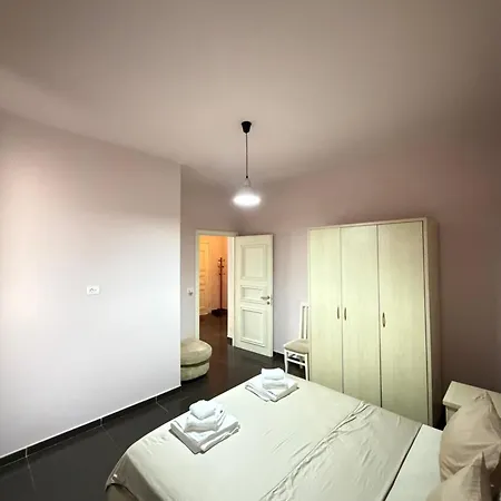 Apartament The Sunset 100m From New Bazaar Free Parking *