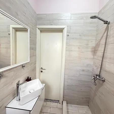 Apartment The Sunset Free Parking 100m From New Bazaar *